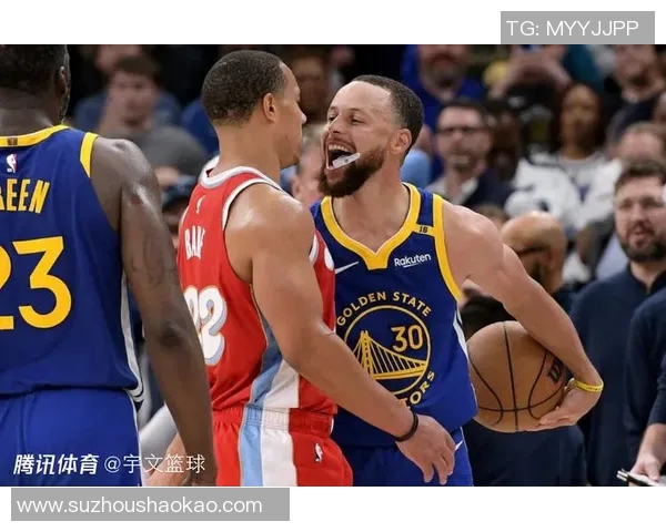 勇士与魔术对决NBA赛场上的激情碰撞与精彩瞬间解析